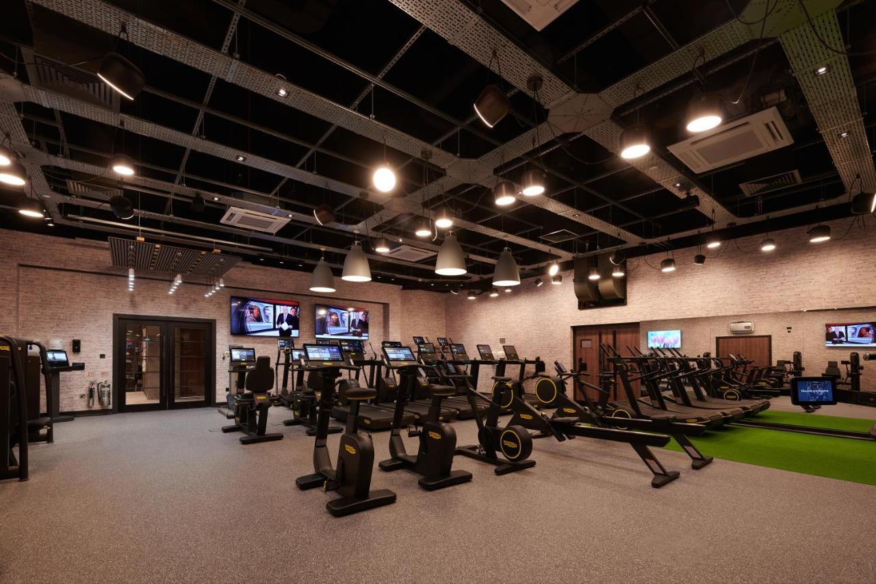 Cameron House On Loch Lomond Alexandria Exterior foto The gym at the London Scottish Rugby Club