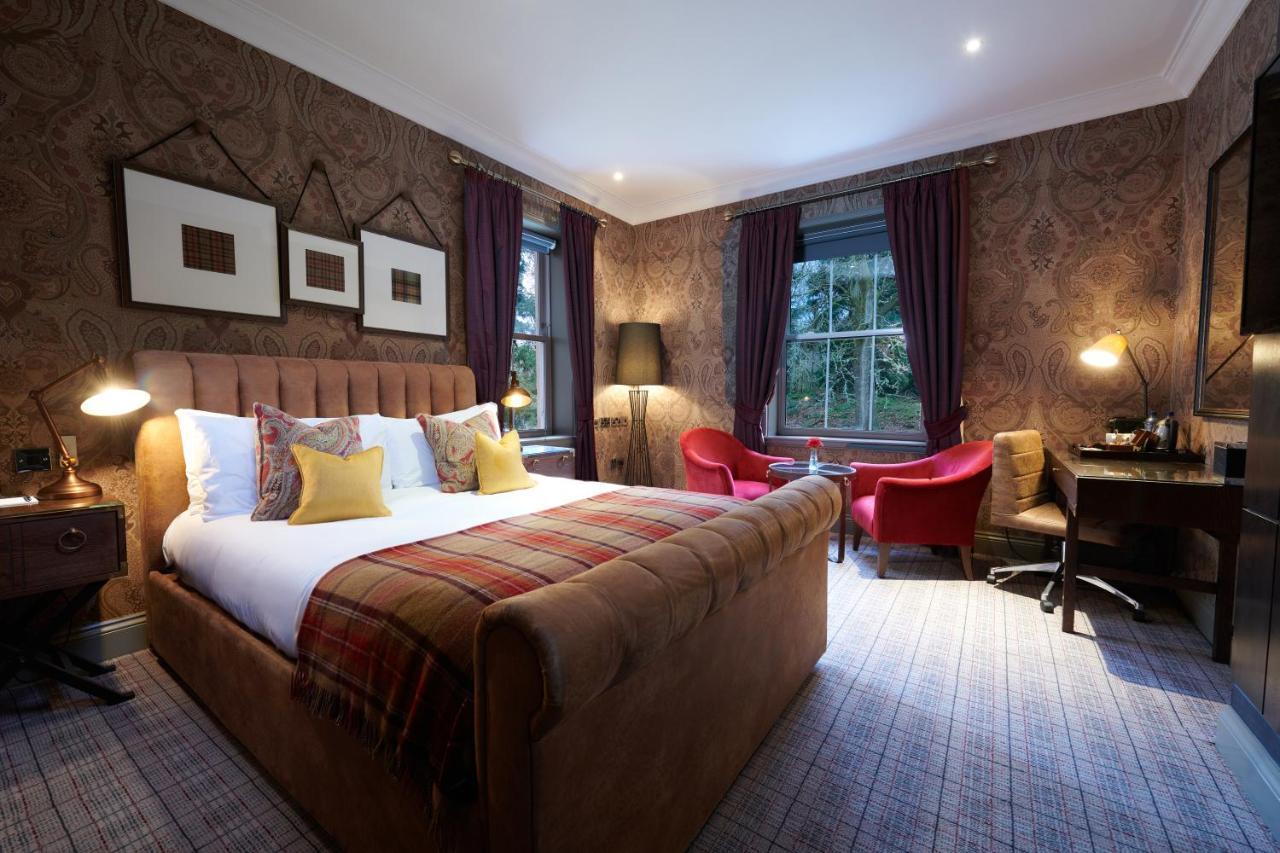 Cameron House On Loch Lomond Alexandria Exterior foto A bedroom at The Grove