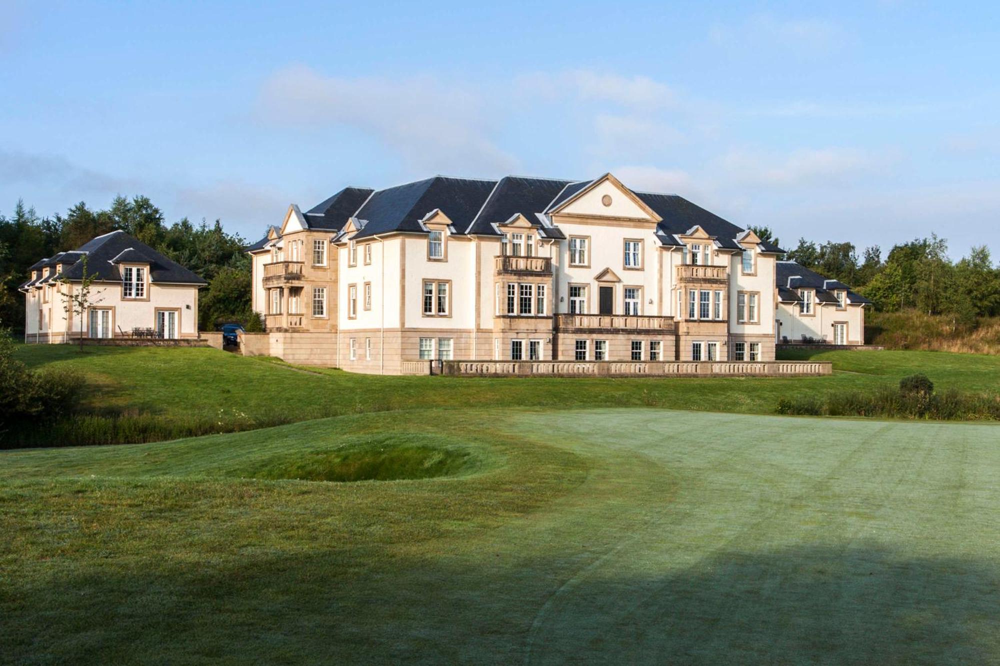 Cameron House On Loch Lomond Alexandria Exterior foto The clubhouse at the 2007 Open Championship